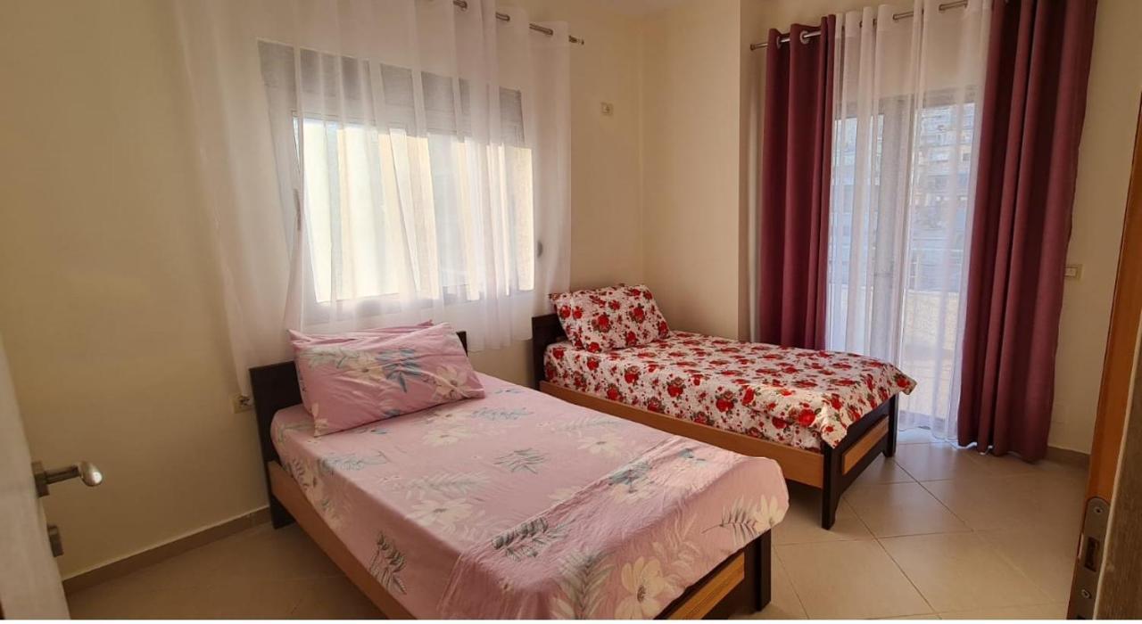 Saranda City Center & Beach Apartament 2 Bed Room ภายนอก รูปภาพ